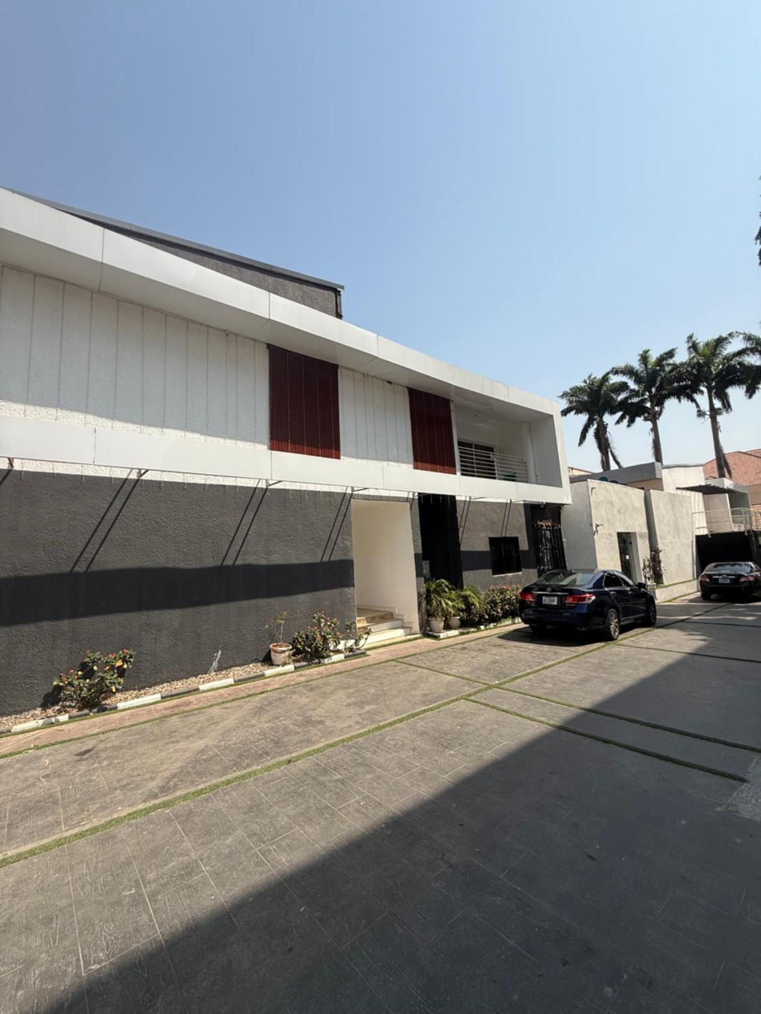 Austra Hotels And Apartments Maitama Αμπούζα Εξωτερικό φωτογραφία